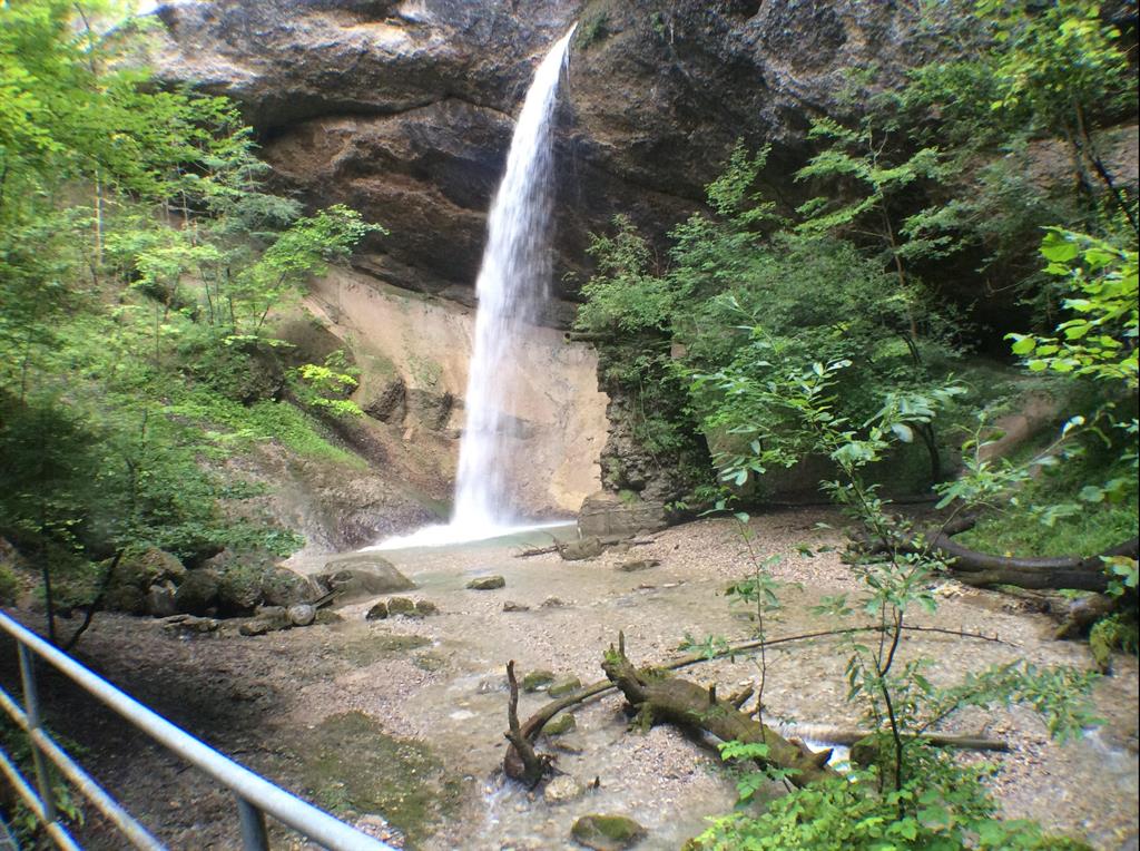 Wattwil Zentrumsgemeinde Im Toggenburg Wasserfall Mit Waldlehrpfad