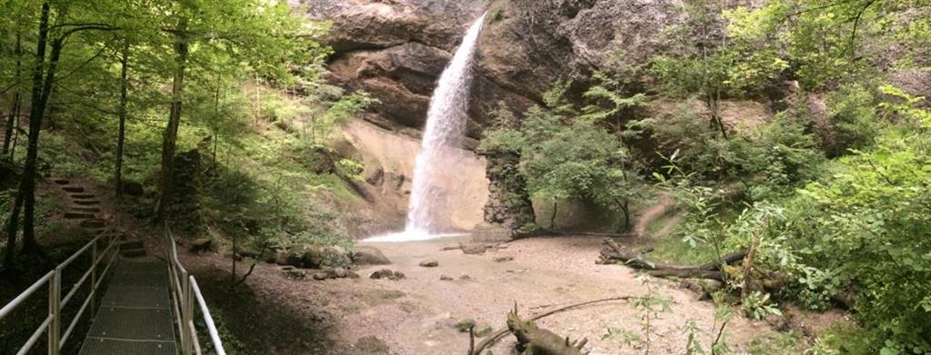 Wattwil Zentrumsgemeinde Im Toggenburg Wasserfall Mit Waldlehrpfad