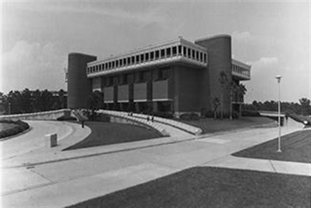 The Historical Tour Of Ucf Campus Buildings John C Hitt